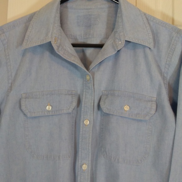 Ralph Lauren Chaps Chambray Button Up Shirt - Picture 3 of 4